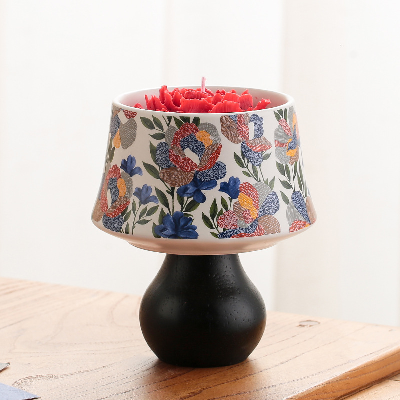 Iris Goblet Wooden Bottom Cand - مراجعة Home Fragrance Iris وسعره