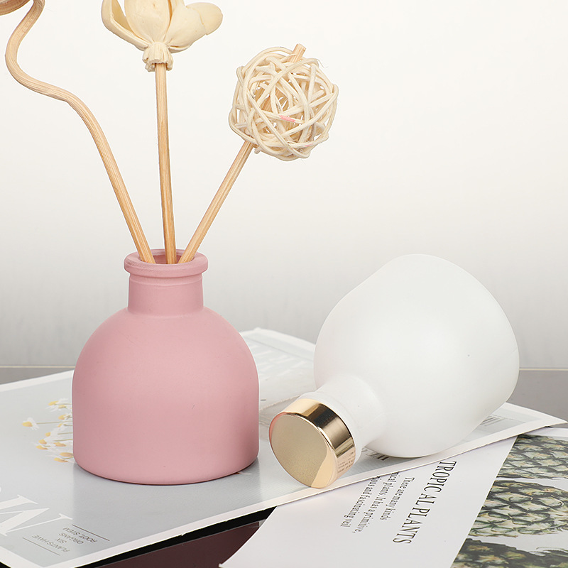 1pc 50ml Empty Pink/White/Yell - مراجعة Home Fragrance Gift Set وسعره